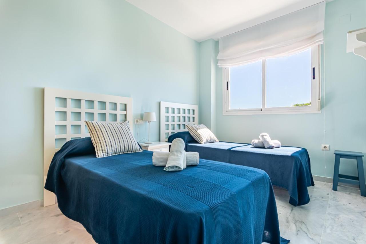 Sun & Sand Beach Apartment Марбелья Экстерьер фото