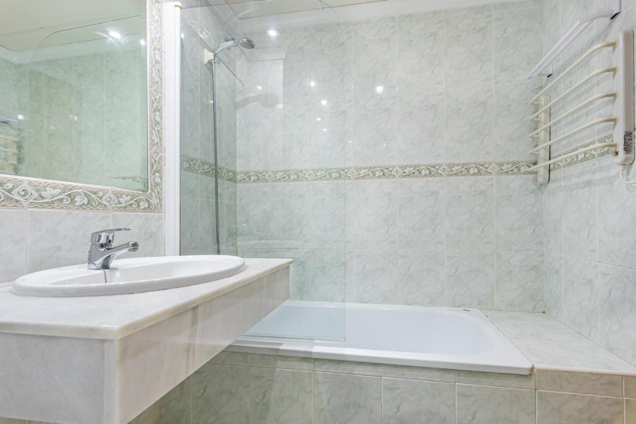 Sun & Sand Beach Apartment Марбелья Экстерьер фото
